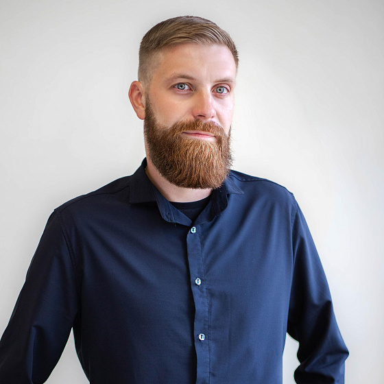 Илья Ананьев